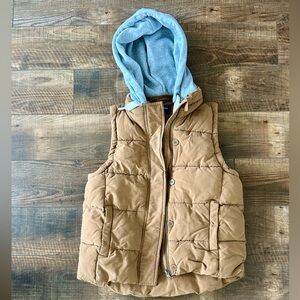 Arizona Jean Co Brown (cognac) hooded Vest 
Size Medium